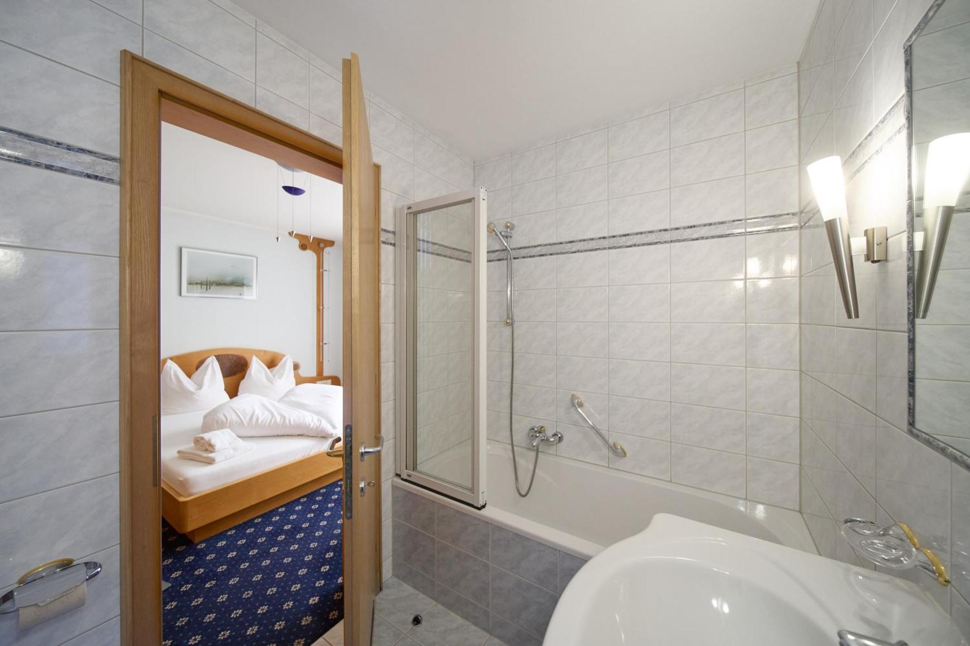 Haus 4 Montafon By Pferd Auf Wolke Apartman Gaschurn Kültér fotó