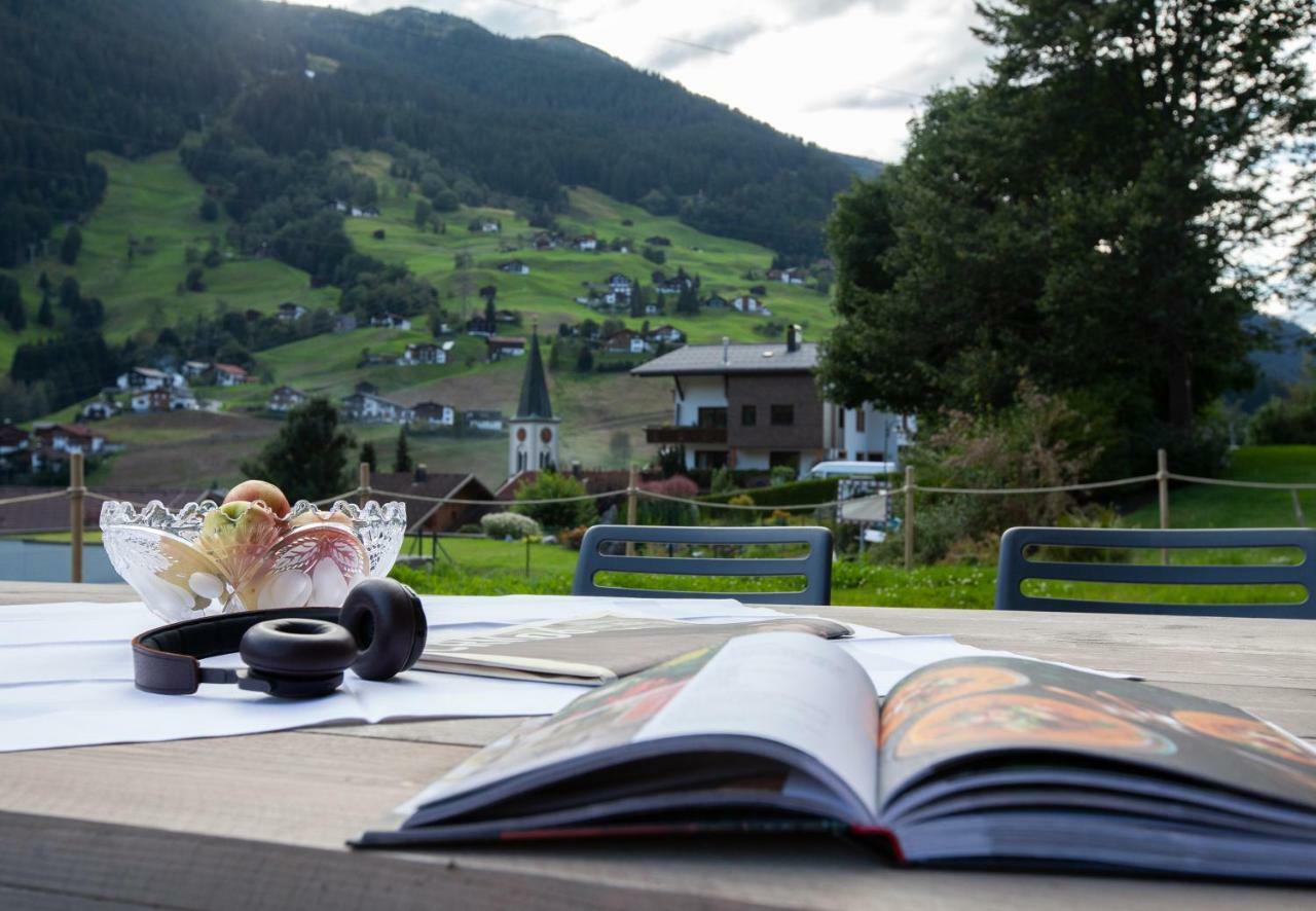 Haus 4 Montafon By Pferd Auf Wolke Apartman Gaschurn Kültér fotó