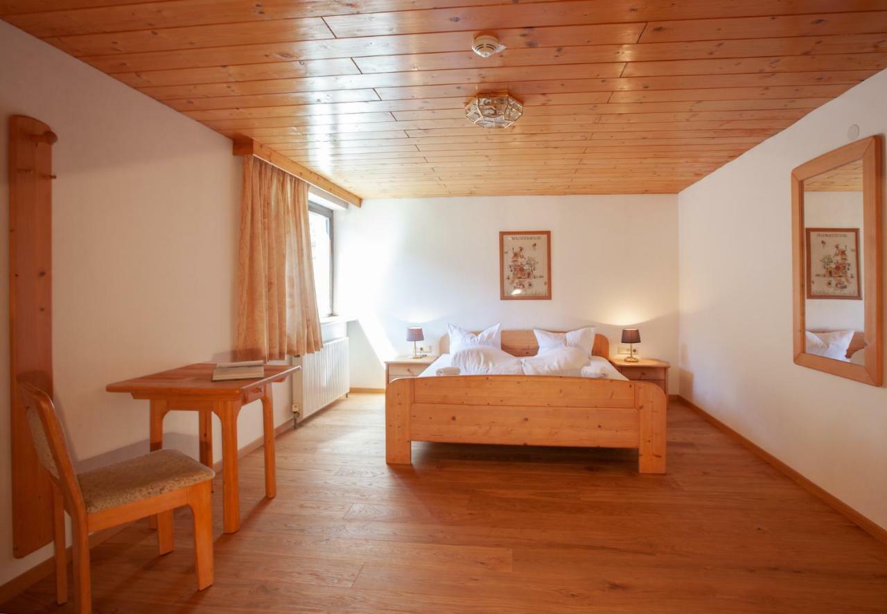 Haus 4 Montafon By Pferd Auf Wolke Apartman Gaschurn Kültér fotó