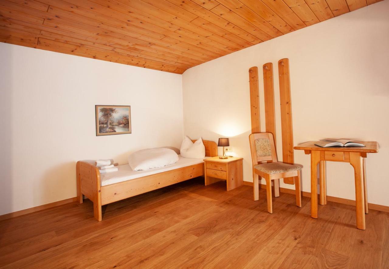 Haus 4 Montafon By Pferd Auf Wolke Apartman Gaschurn Kültér fotó