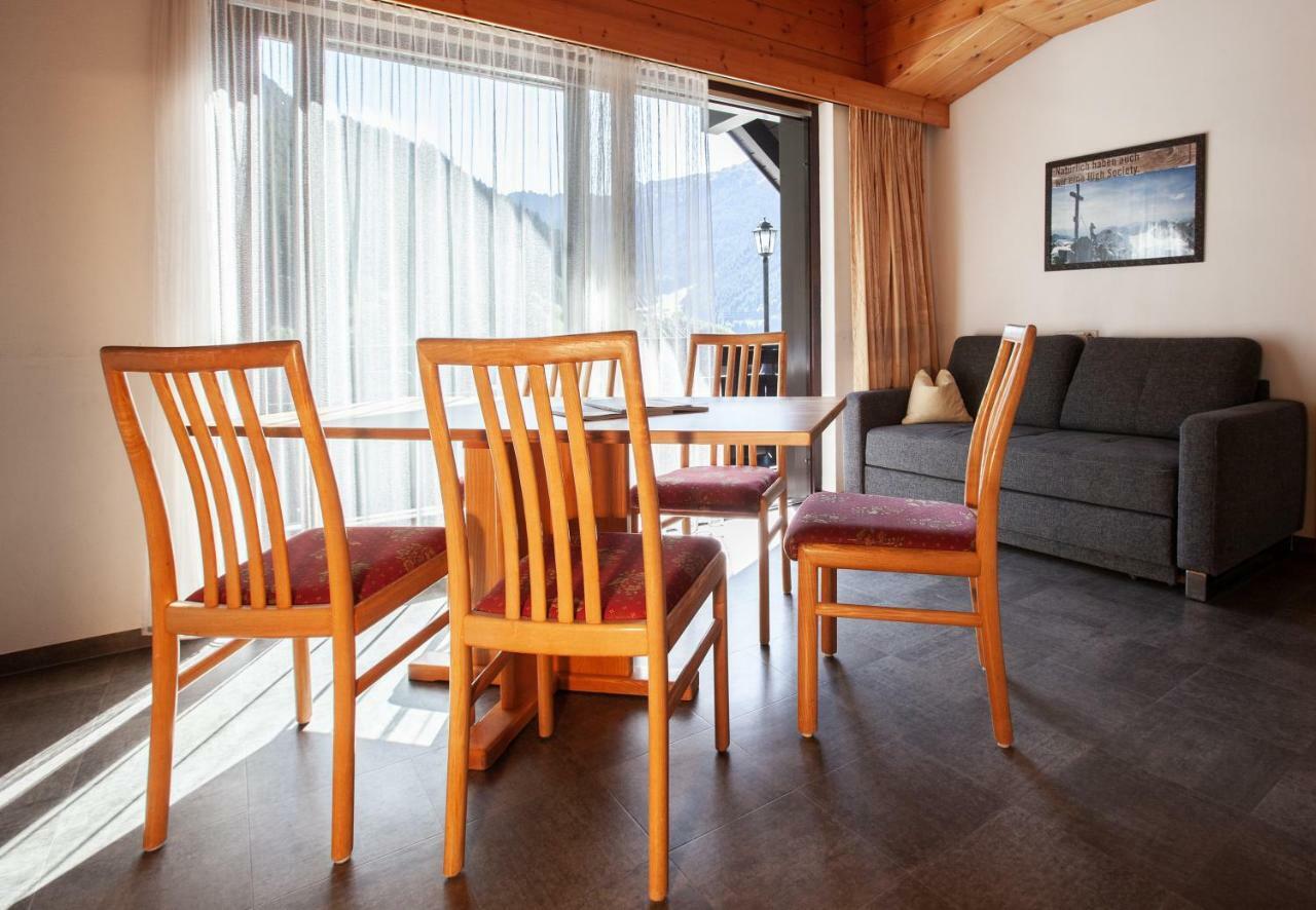 Haus 4 Montafon By Pferd Auf Wolke Apartman Gaschurn Kültér fotó