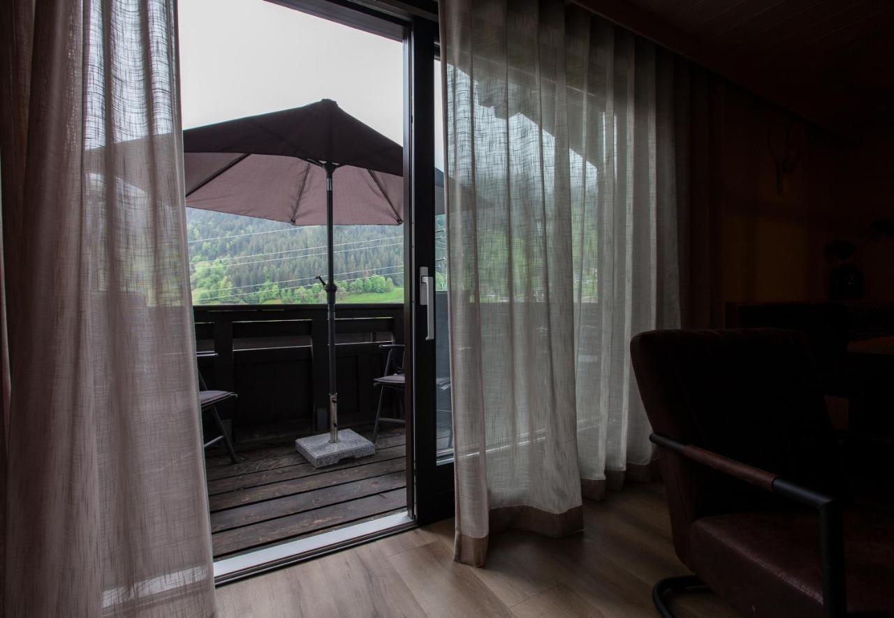 Haus 4 Montafon By Pferd Auf Wolke Apartman Gaschurn Kültér fotó