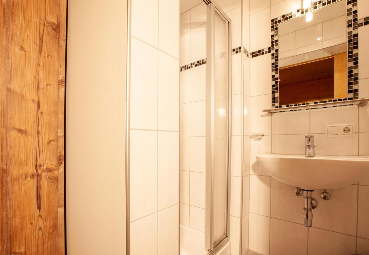 Haus 4 Montafon By Pferd Auf Wolke Apartman Gaschurn Kültér fotó